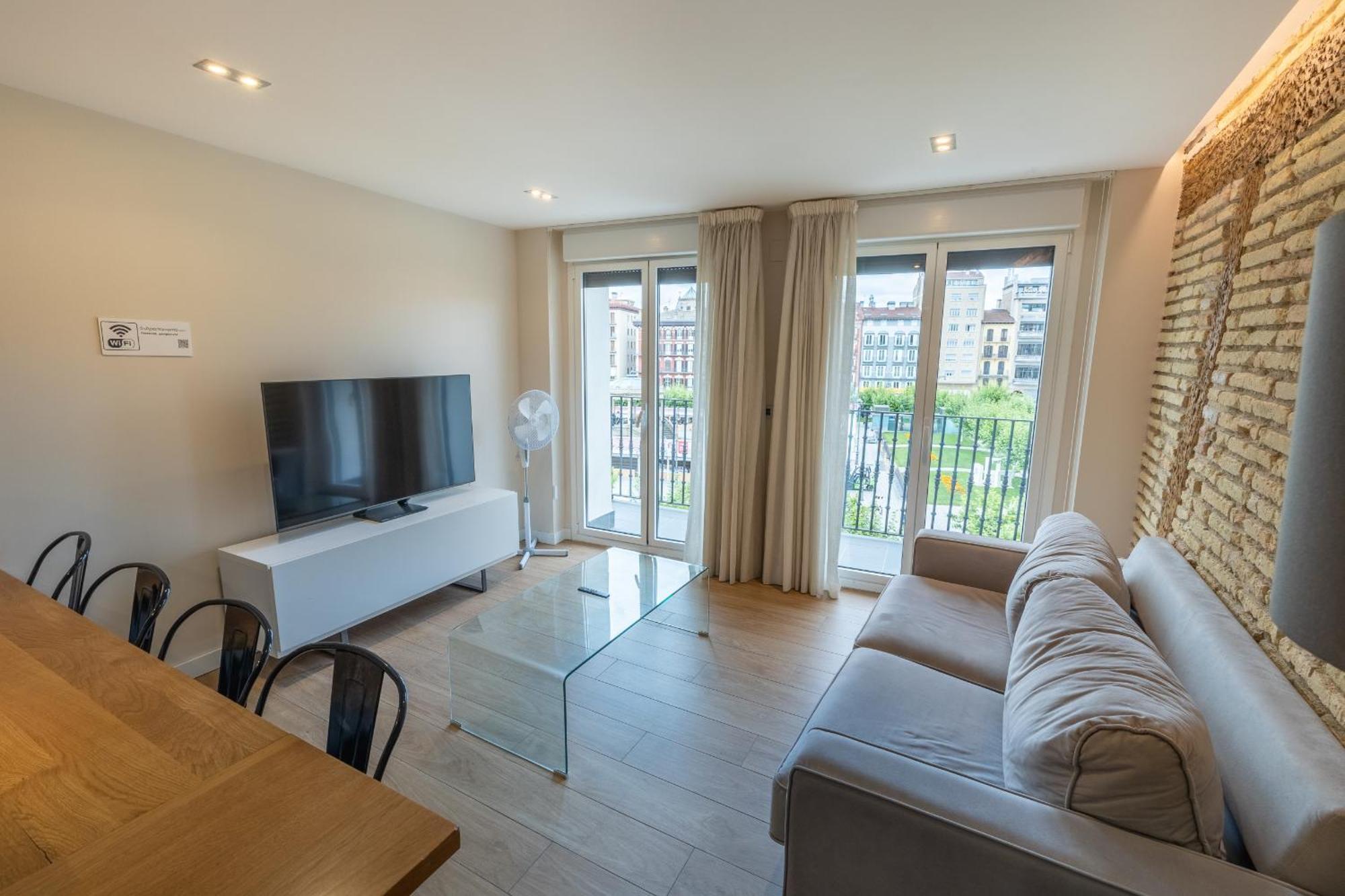 Tuapartamento - Boutique Plaza Del Castillo 29 Apartment Pamplona Luaran gambar
